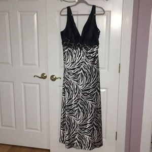 Bicici women's beaded gown size 2xl